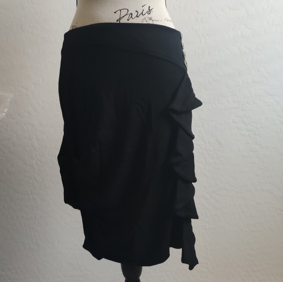 Eva Franco by Anthro Ruffle peasant Renaissance button detail black midi skirt_4 - Picture 2 of 8